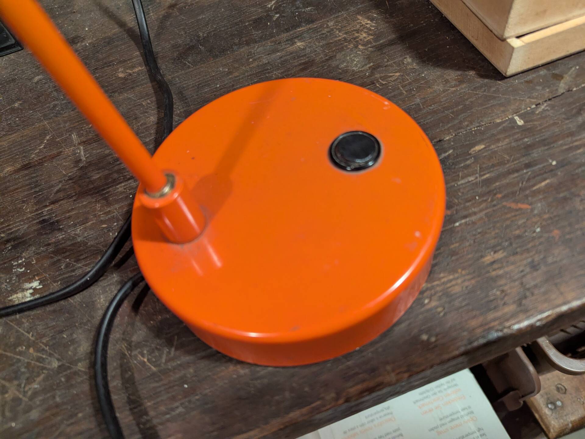 Lampe articulée Bobby pour Habitat orange métal