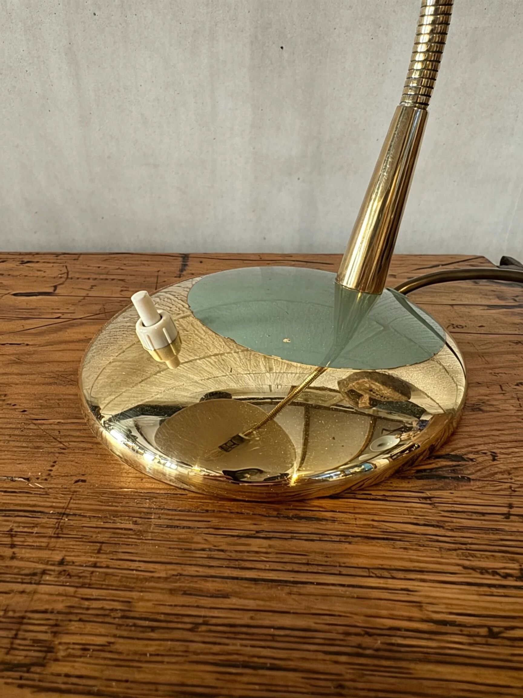 Lampe de table à col de cygne des années 1950 par Hala