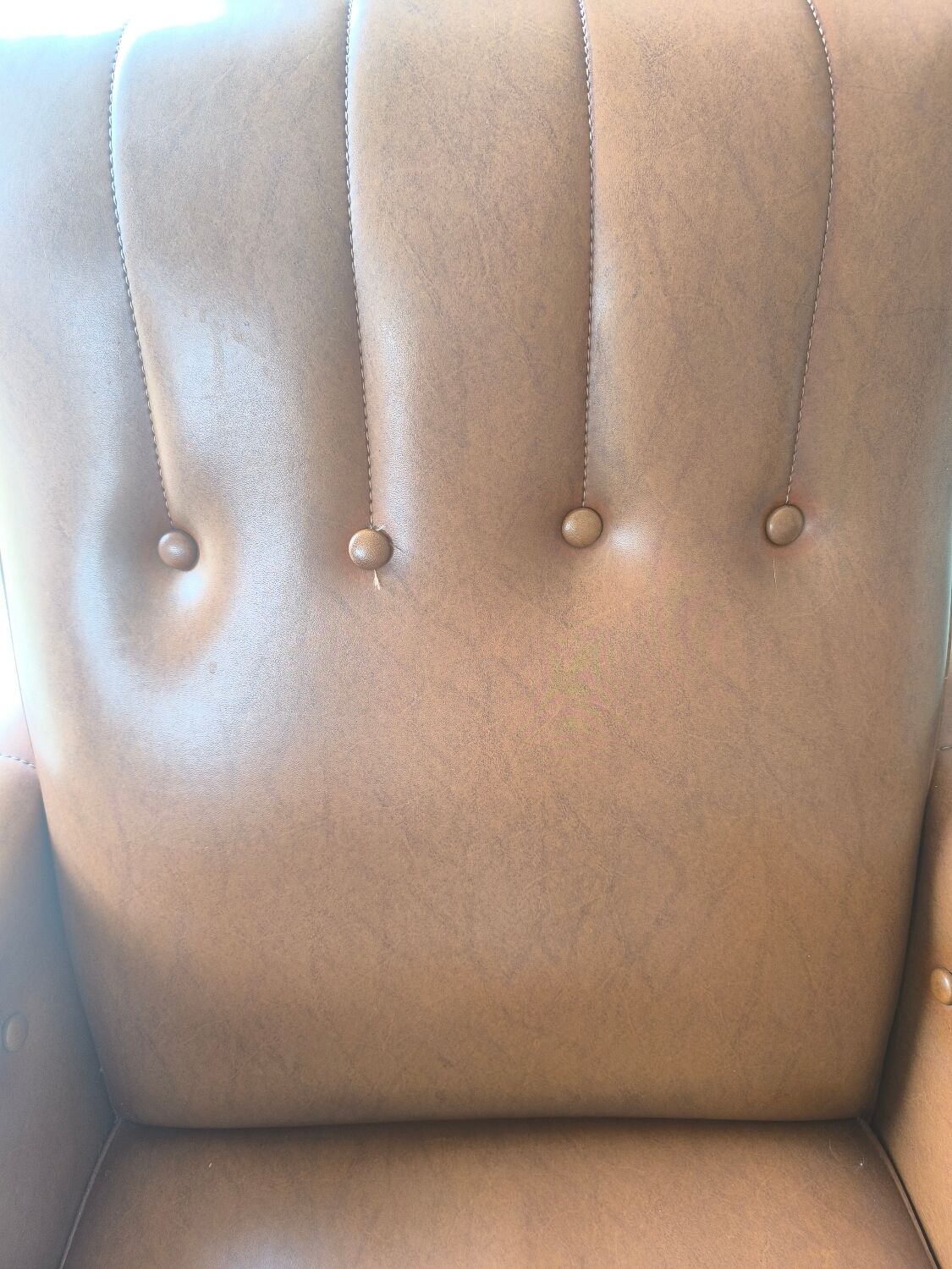 Genuine leather armchair