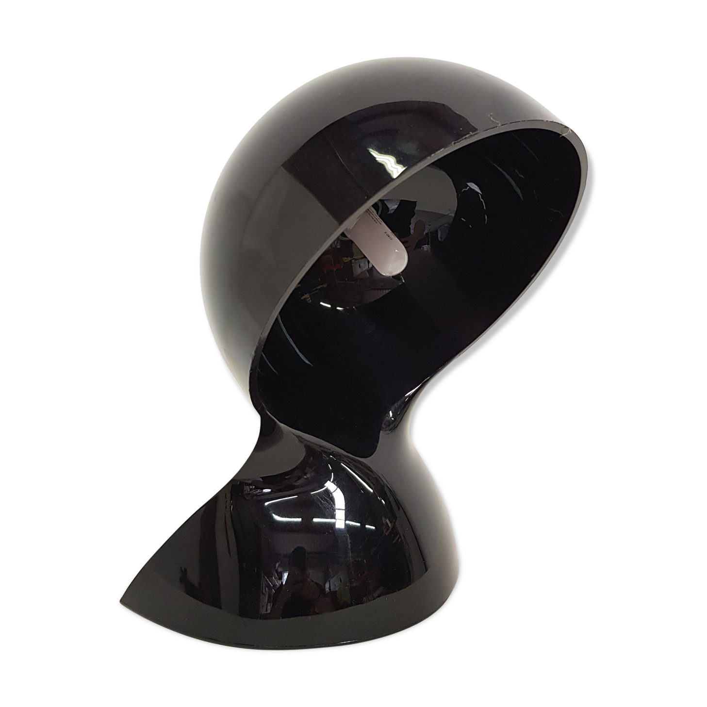 Dalu lamp by Vico Magistretti for Artemide