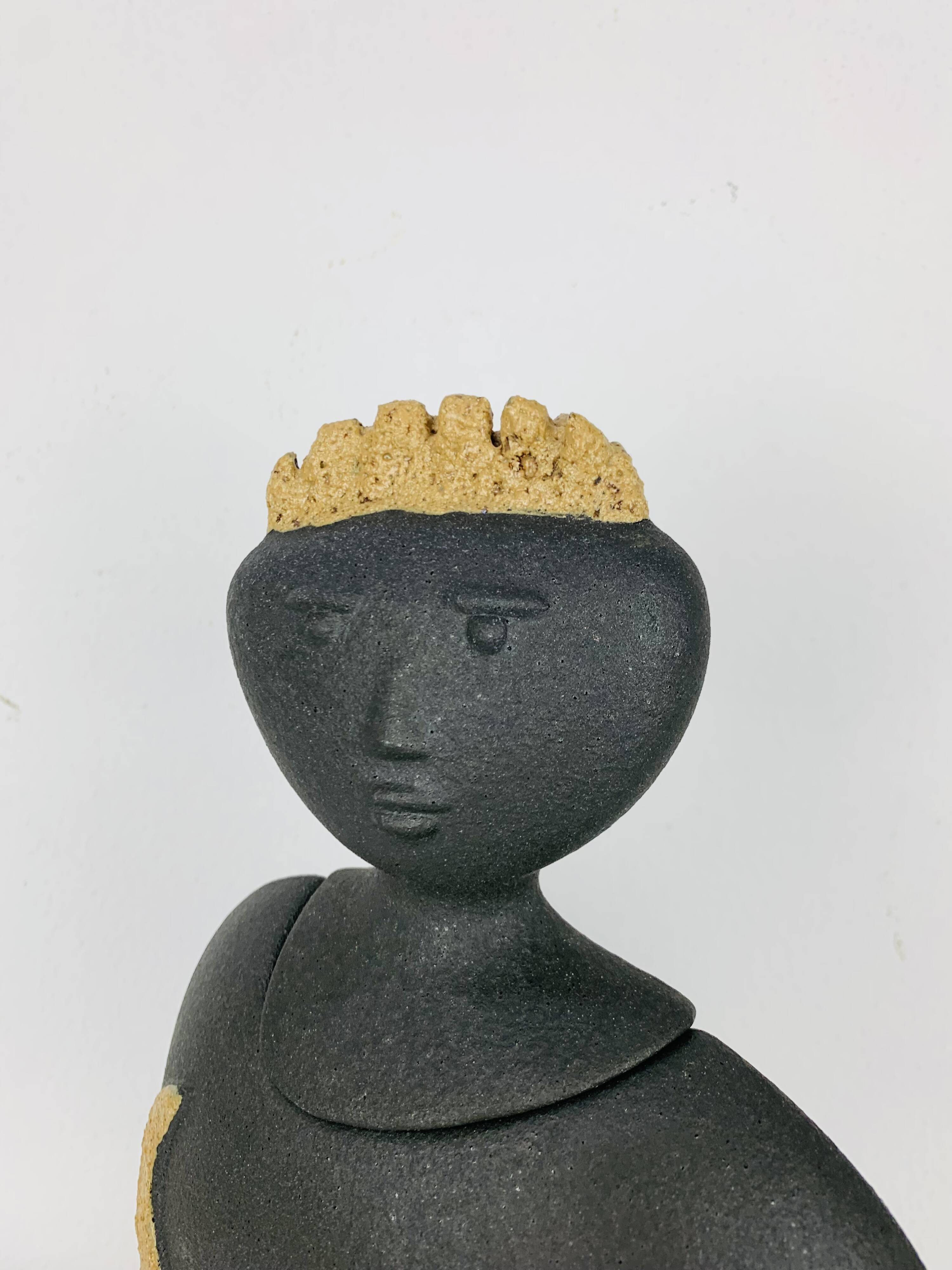 Anthropomorphic ceramic sculpture