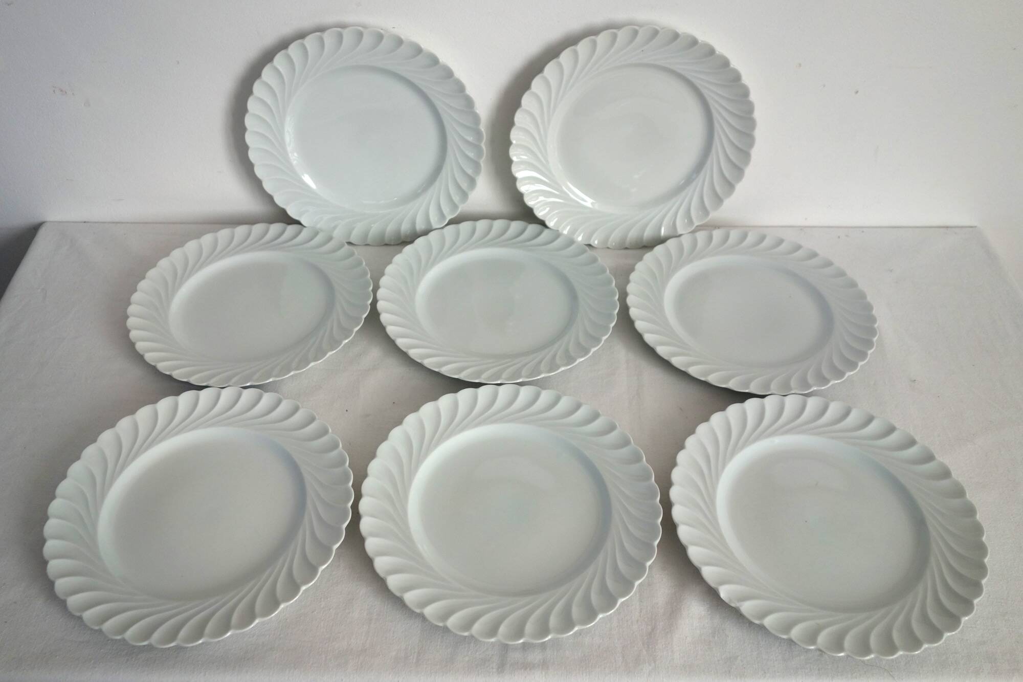 Set of 8 white twisted porcelain dinner plates Limoges Haviland