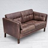 Années 1970, canapé classique danois 2 places, cuir marron d'origine.