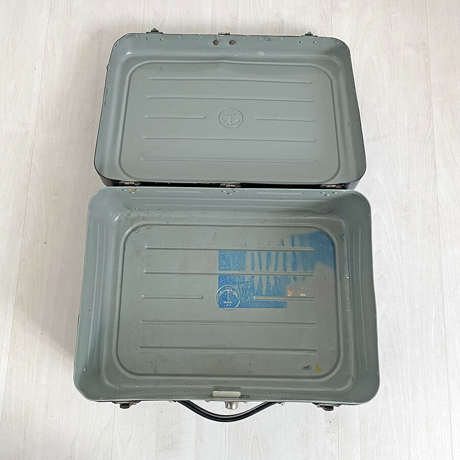 Valise métallique de matelot de la marine nationale