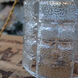 Moulded glass walk-in lamp