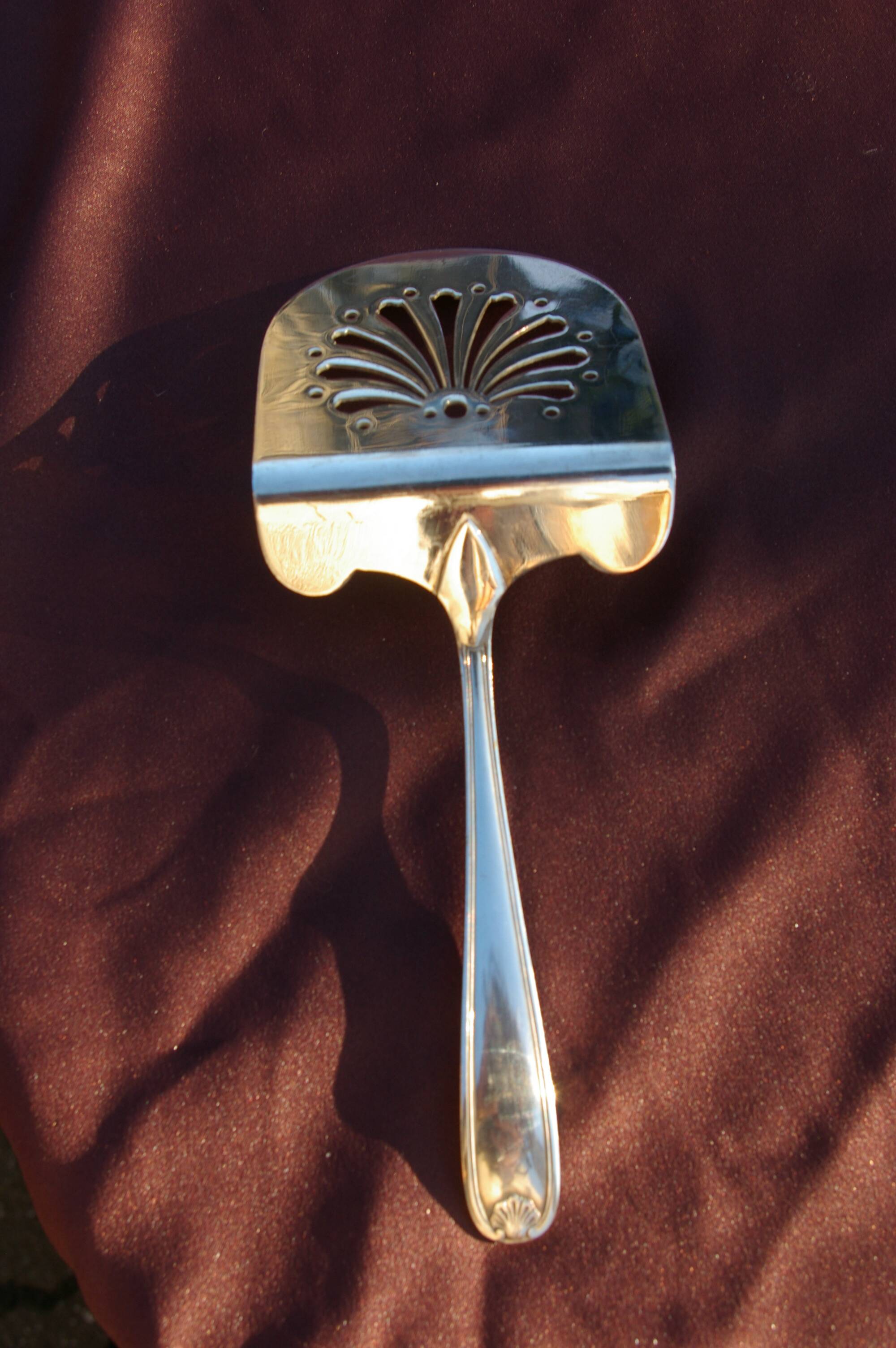 Christofle marot coquille - silver-plated asparagus server