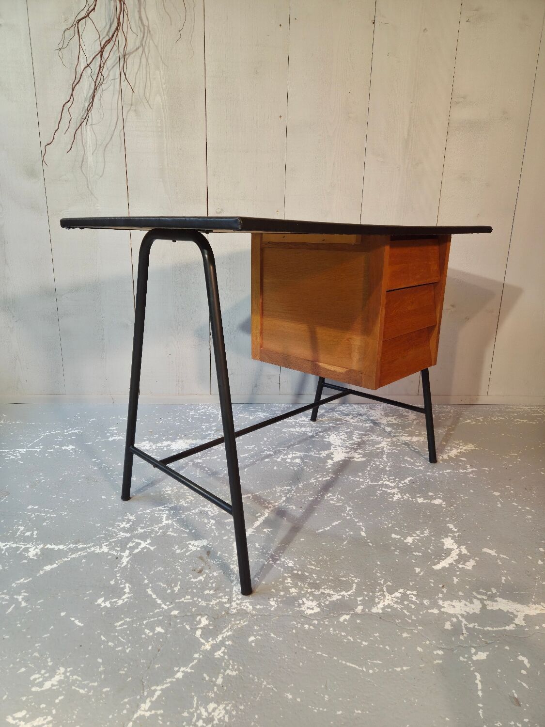 Modernist desk