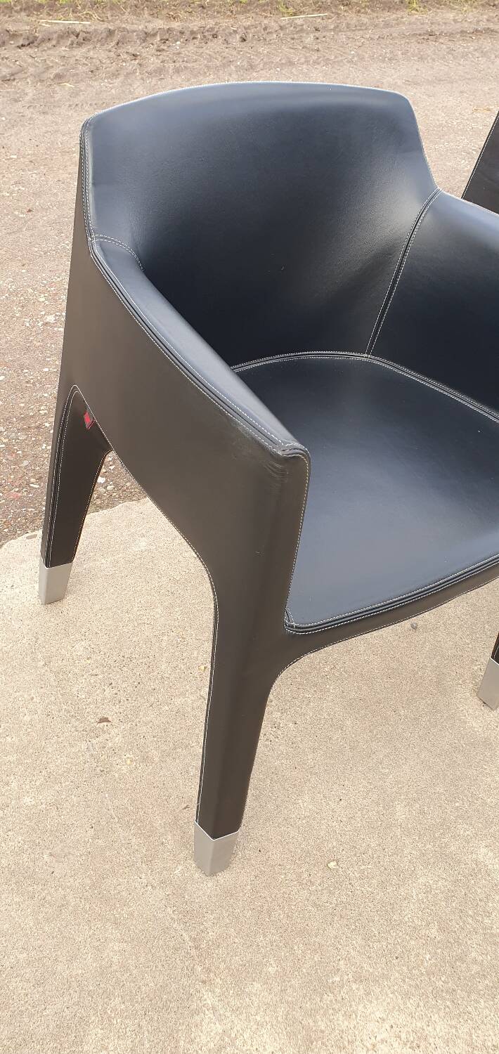 4 black armchairs Plank Claudio Bellini Mon Ami