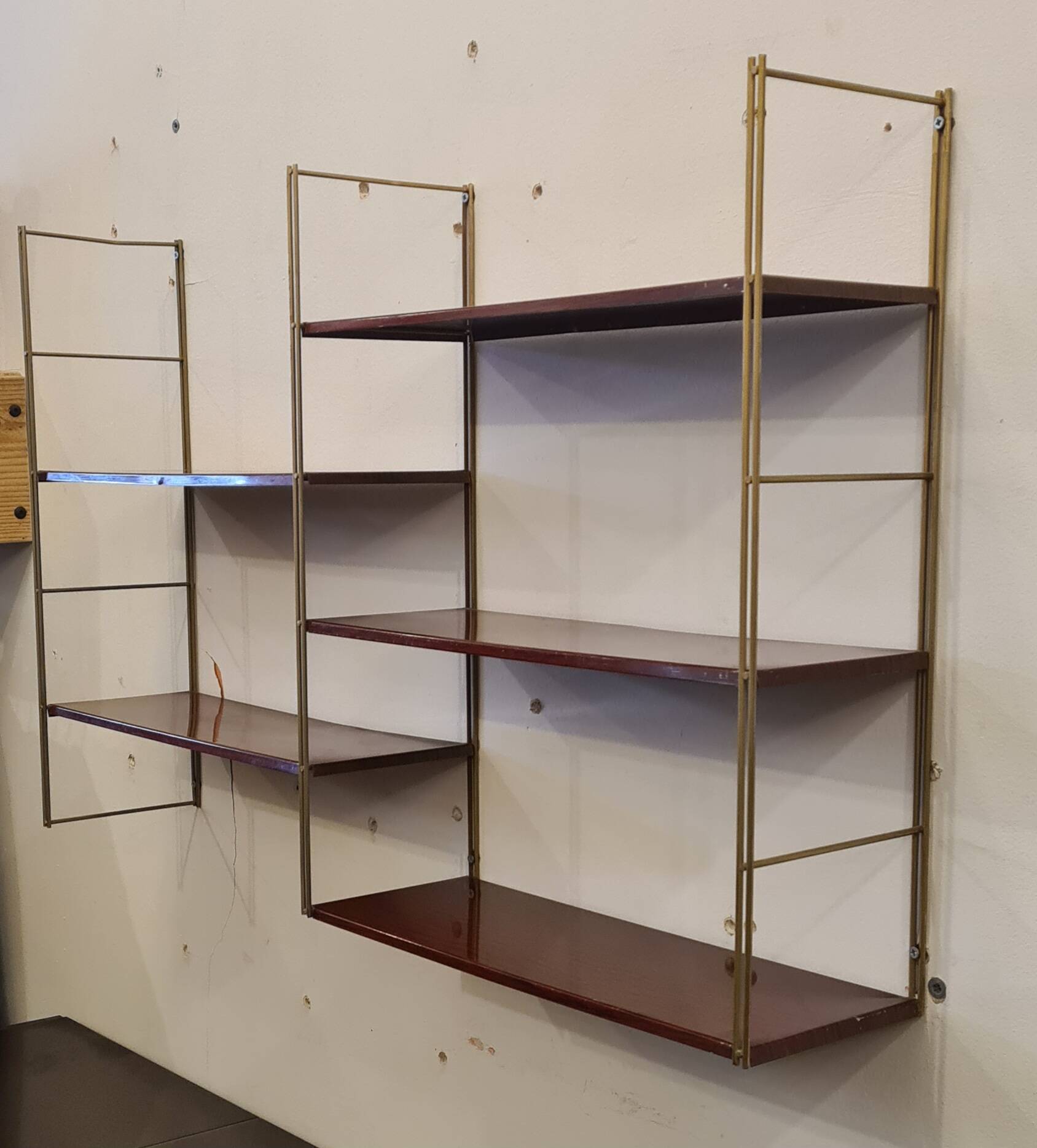 Vintage metal string shelves 5 shelves