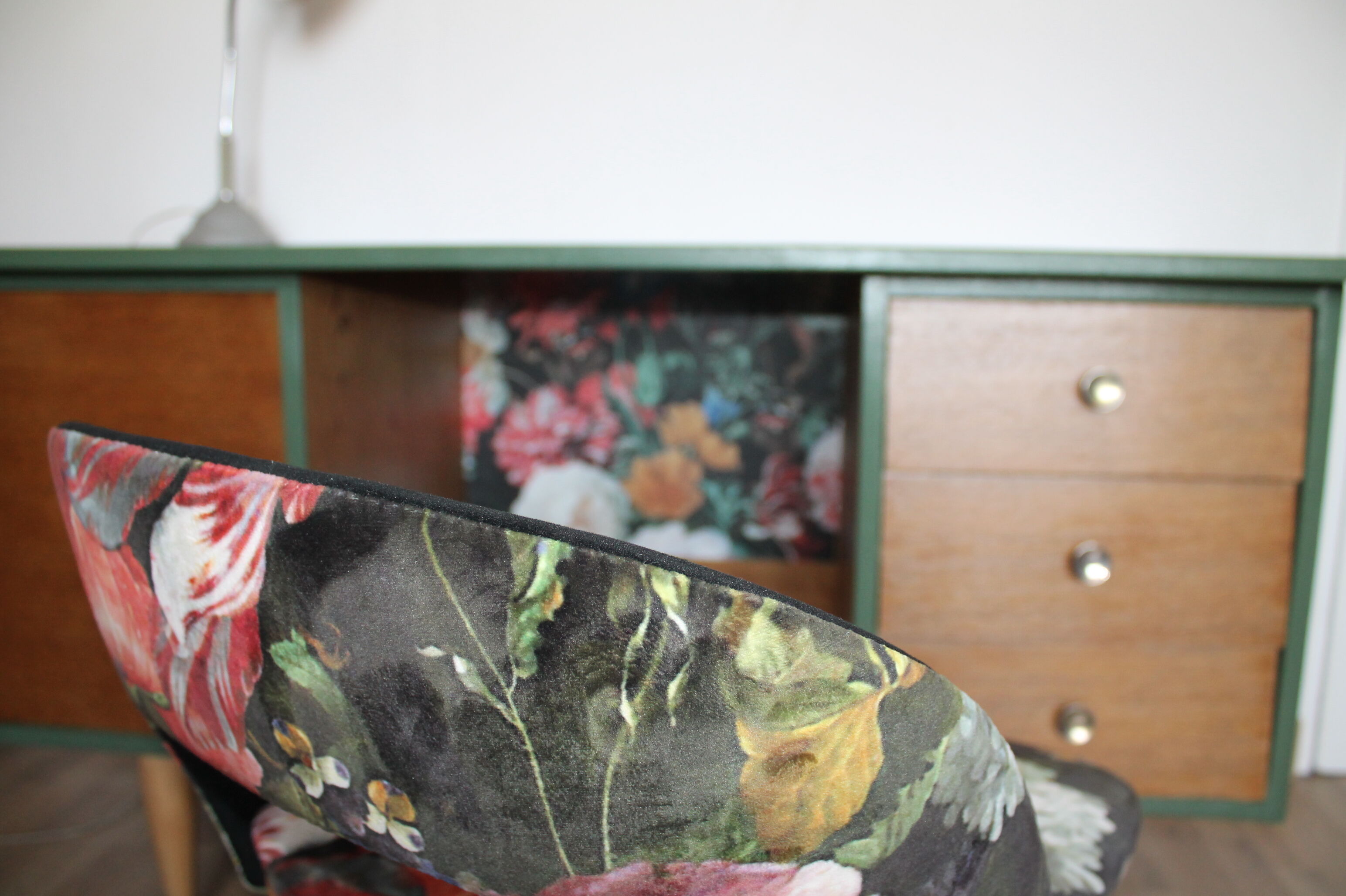 Restored office, 60/70 year, forest green and ancient flowers