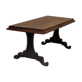 Game table