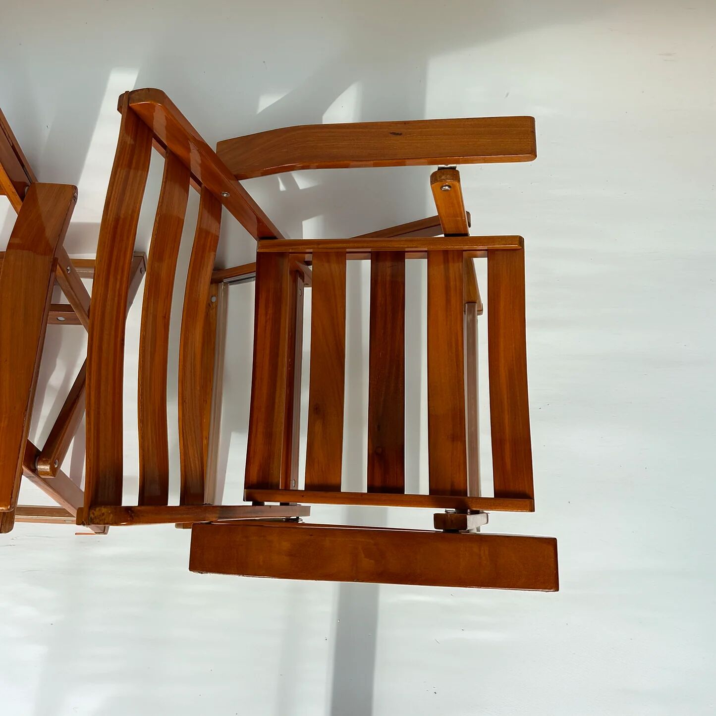 Pair of vintage deck chairs from the 1970s by Reguitti.