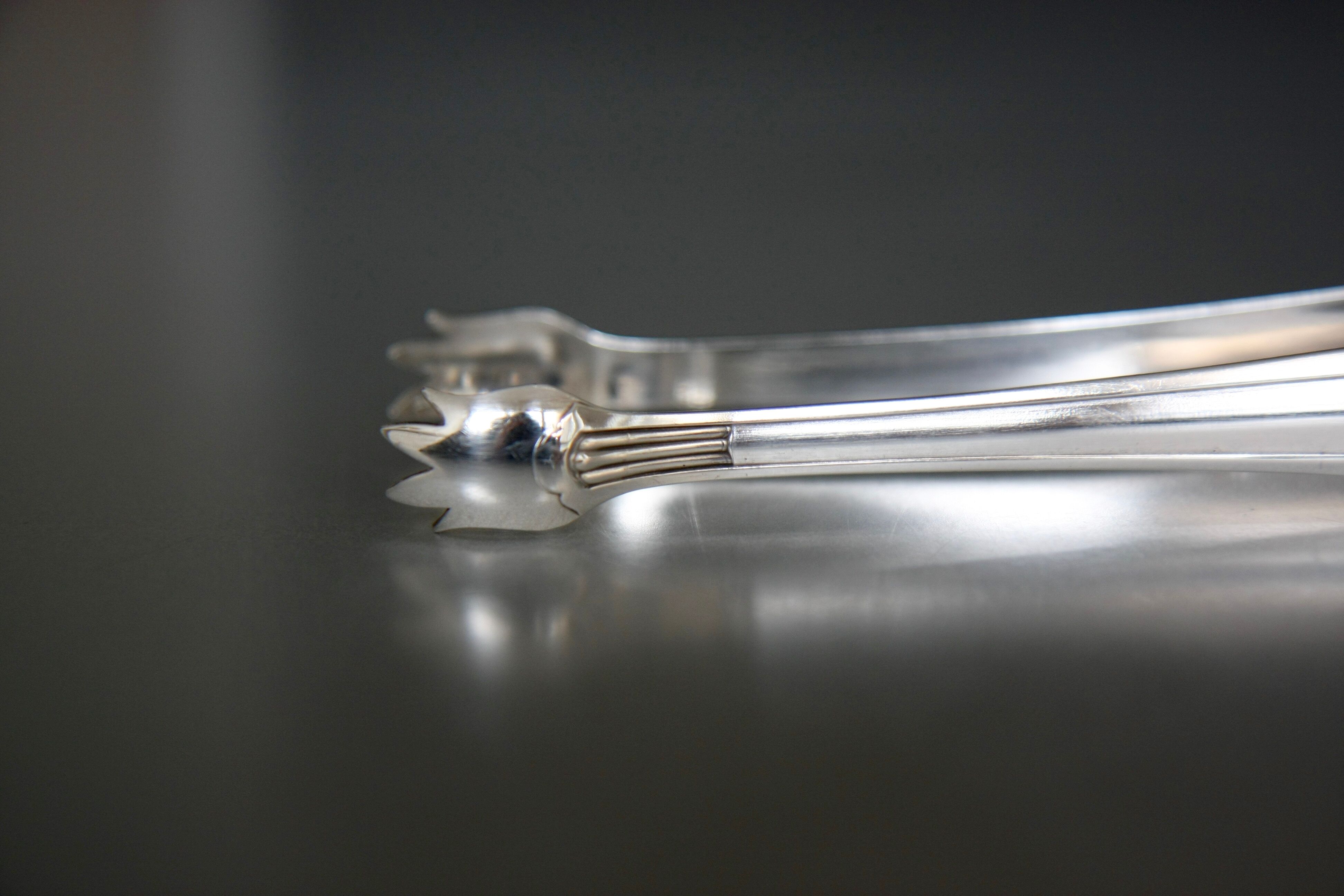 Art Deco-style silver metal sugar pinch 1930