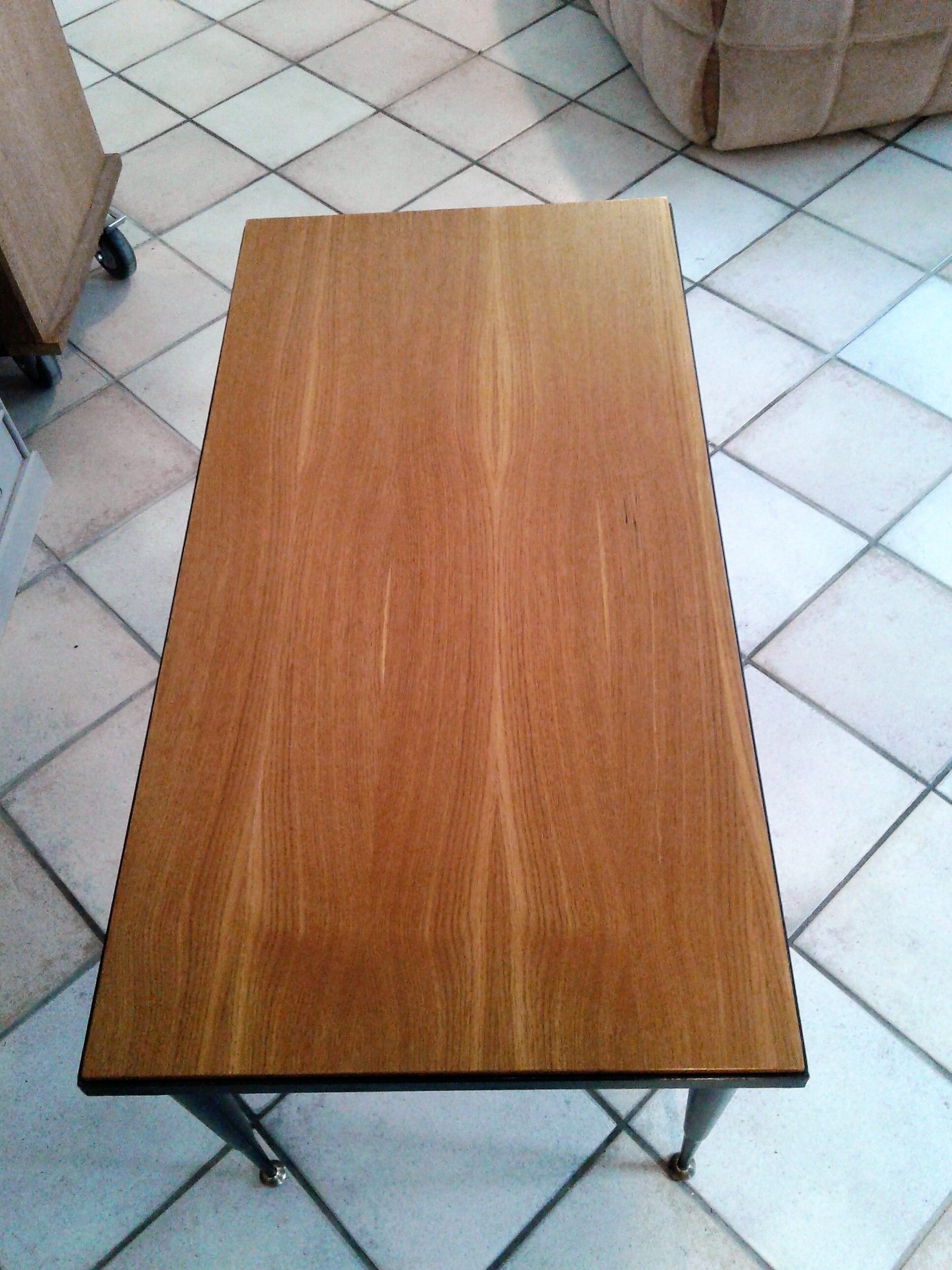 Table low vintage