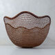 Suspension fleur en rotin vintage