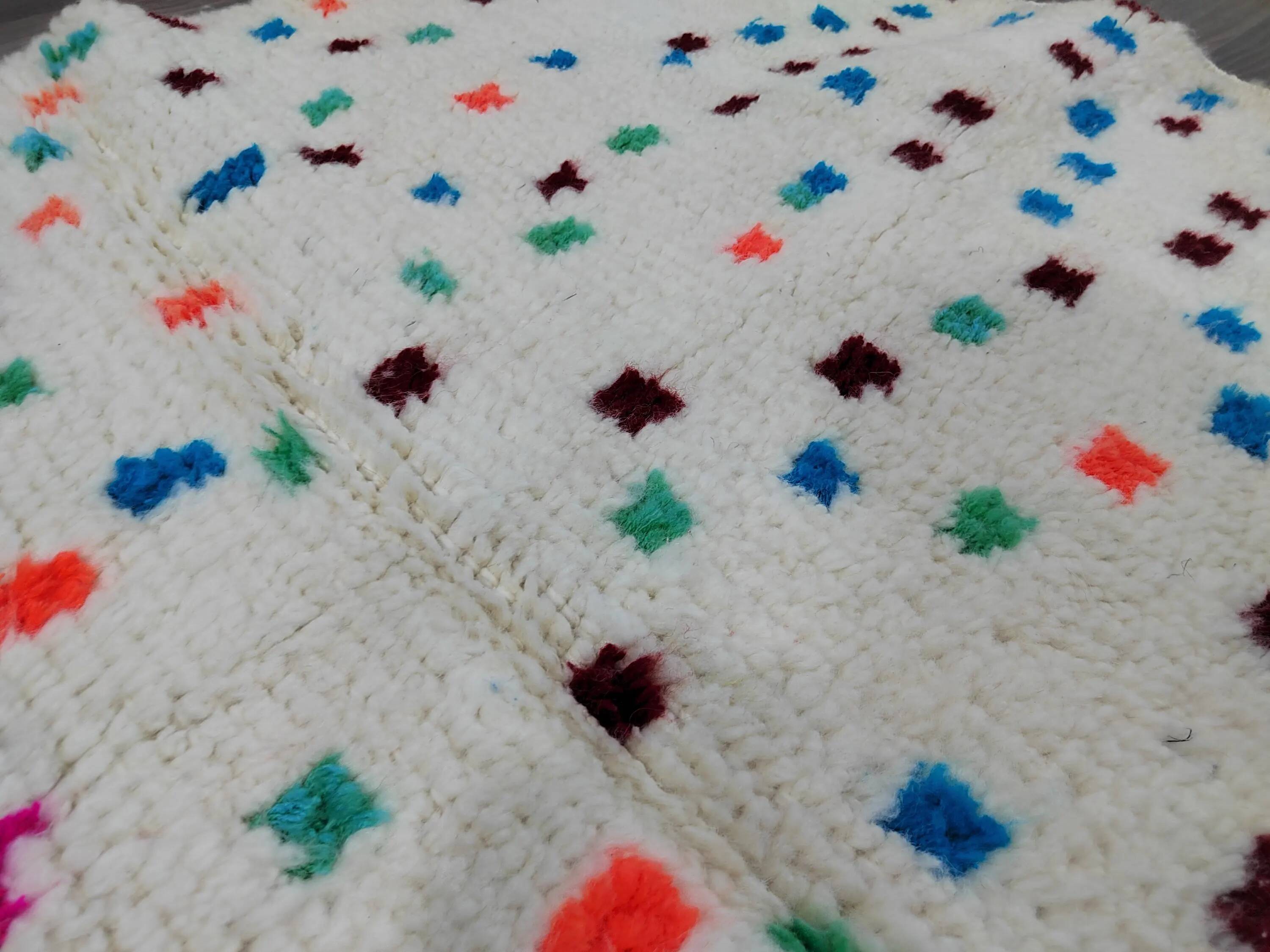 Handmade Moroccan rug 3 x 2 m