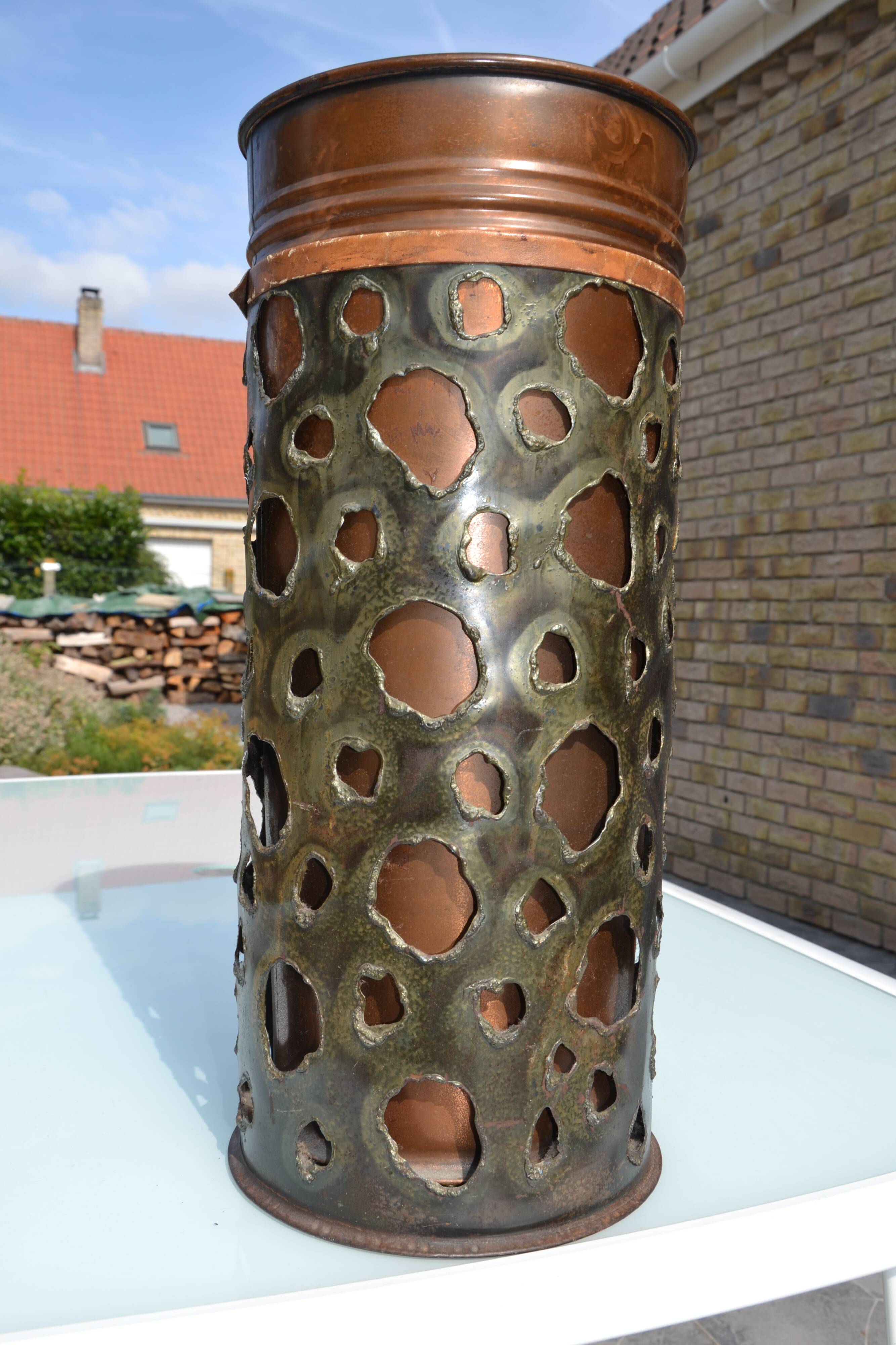 Vintage umbrella stand Sara Italy "copper blade"