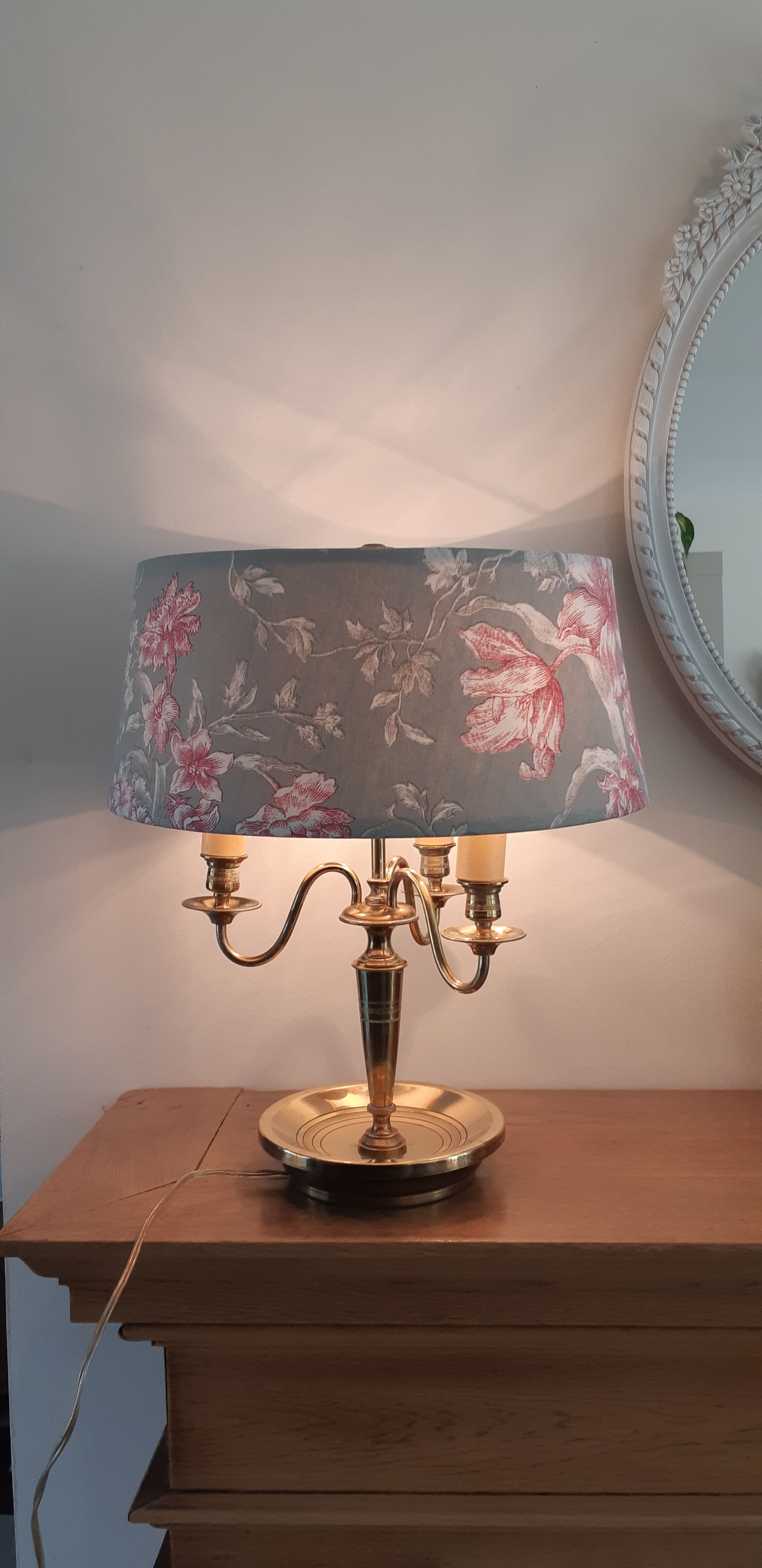 Bronze hot water bottle lamp