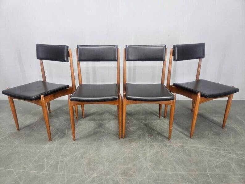 Set of Four Rare Midcentury Dining Chairs, Denmark, 1970s