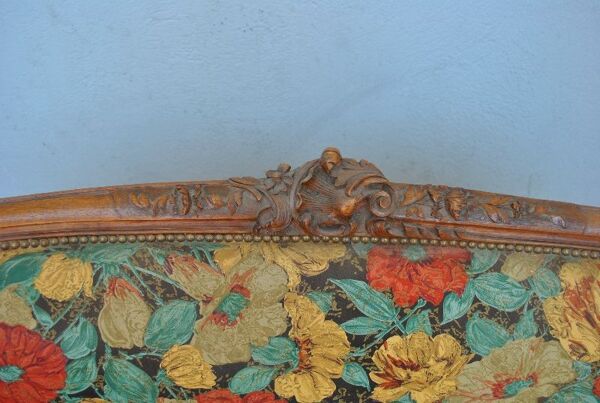 Salon rocaille en noyer style Louis XV