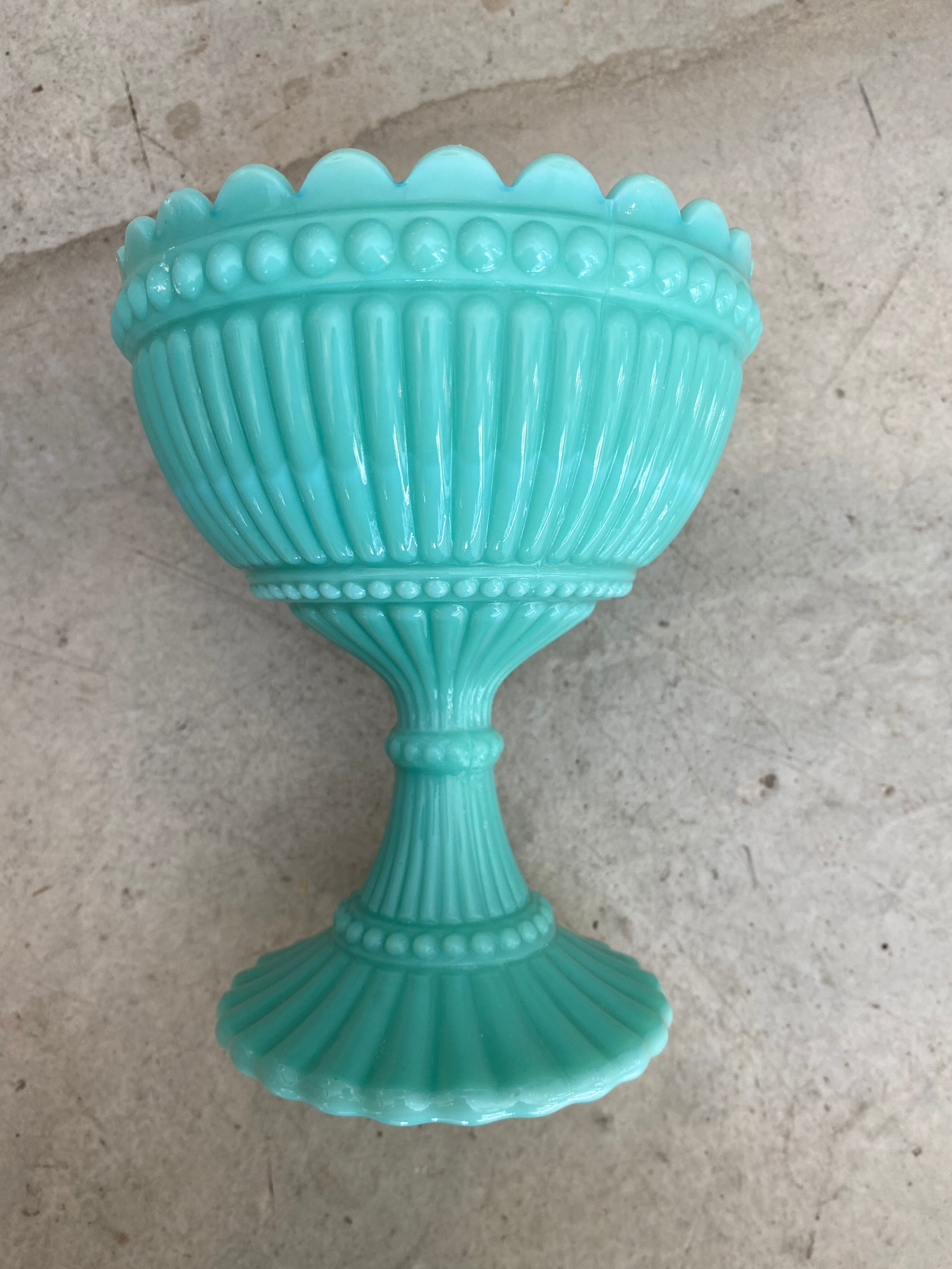 Opaline sugar bowl