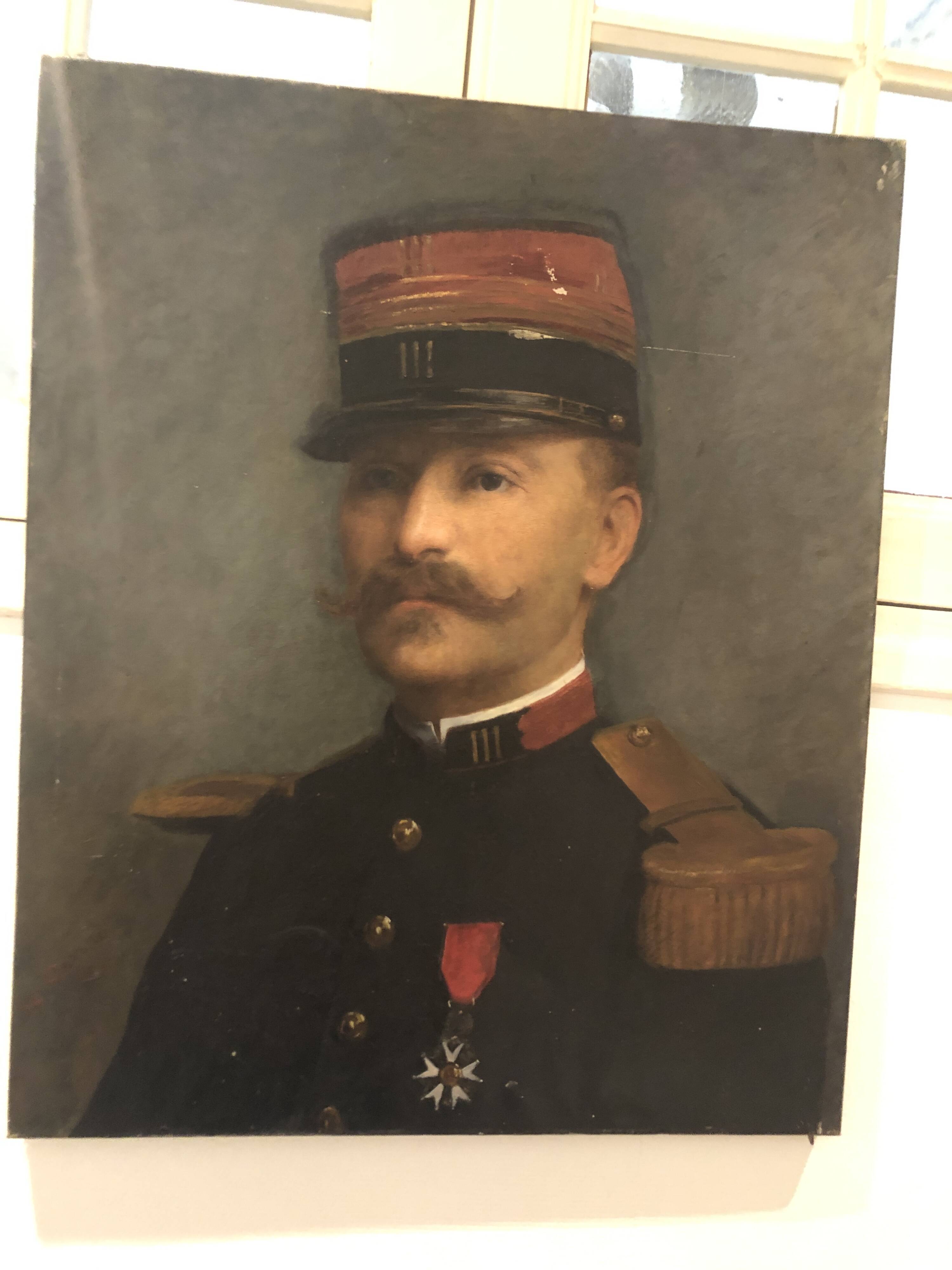 Portrait of a French officer – Oil on canvas signed "Cavalli", 1905
