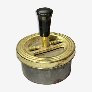 Vintage ashtray with brass metal and functional copper press