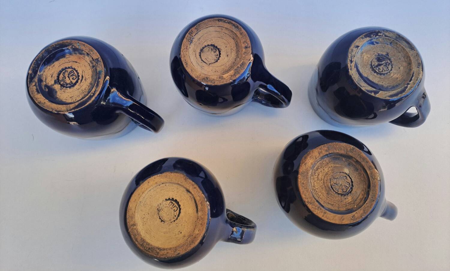 5 CAB Bordeaux ceramic cups