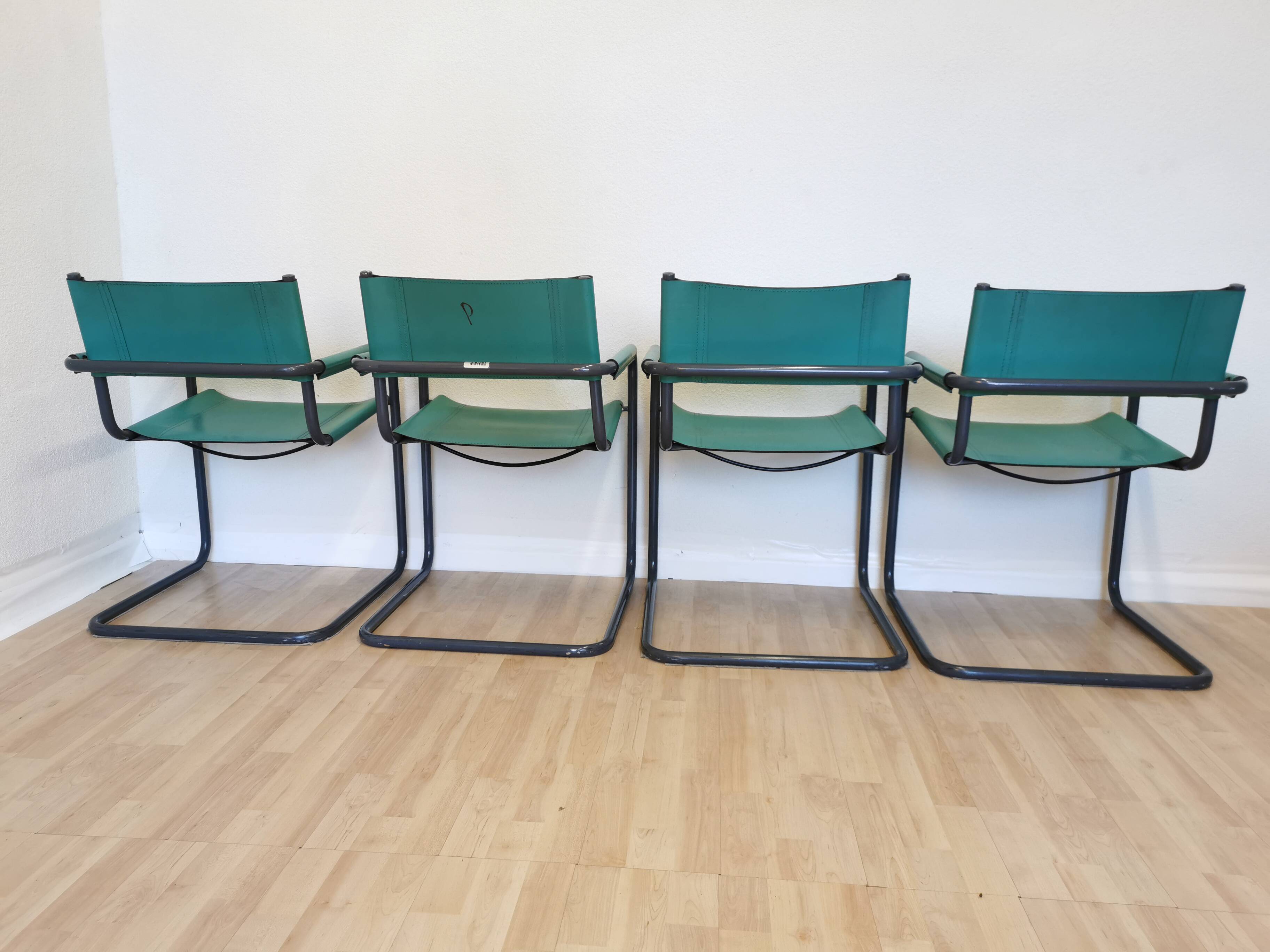 Fauteuils Vintage Mart Stam Style S34 : Cuir Turquoise, Tige Tubulaire Noire