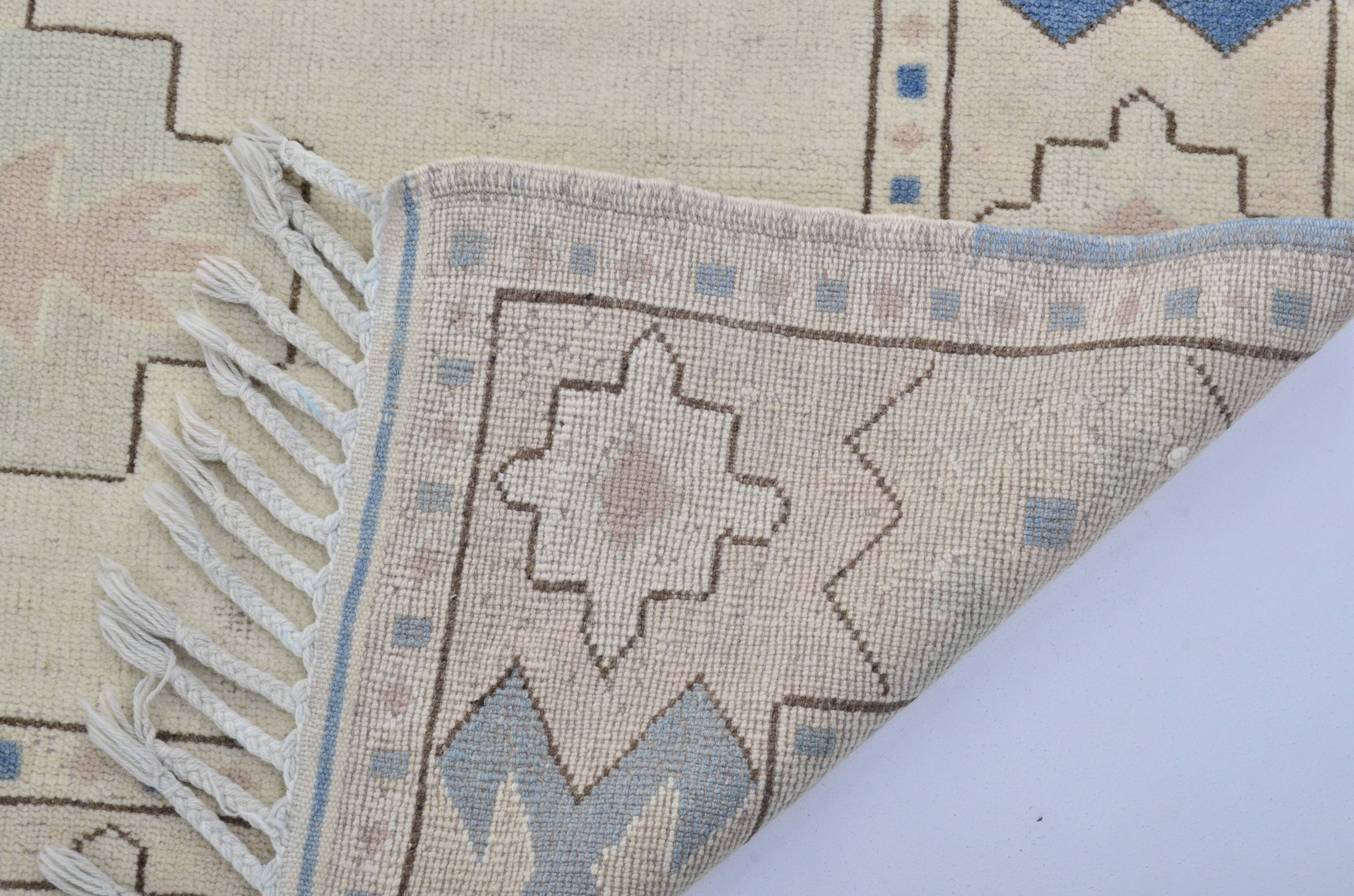 Neutral Bohemian Oushak Rug sku 3599