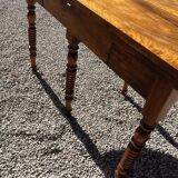 Half-moon table in solid walnut