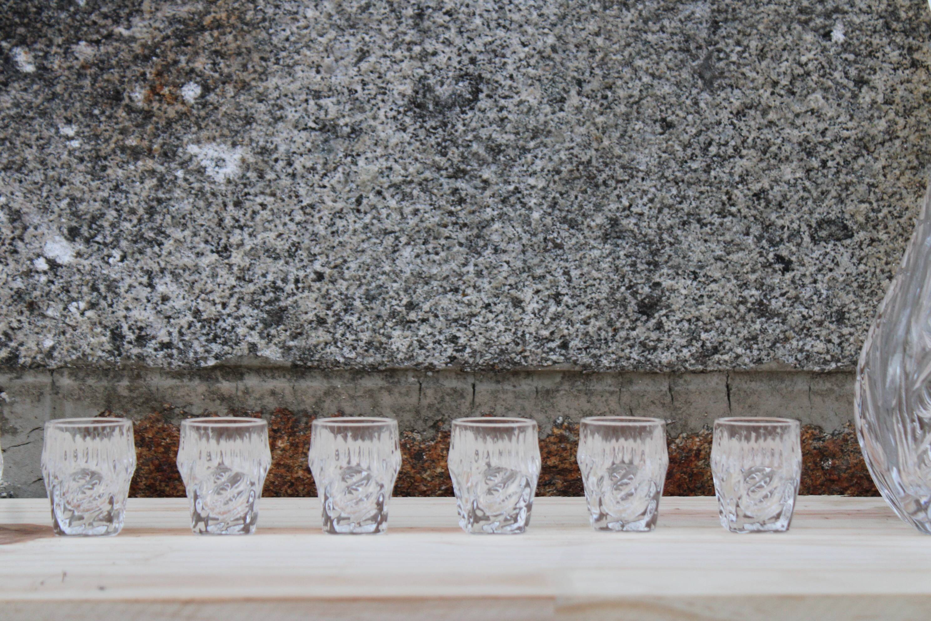 Bavarian crystal decanter + 8 glasses – with original box