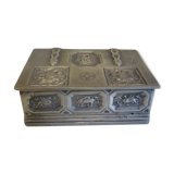 Box in pewter of Périgord