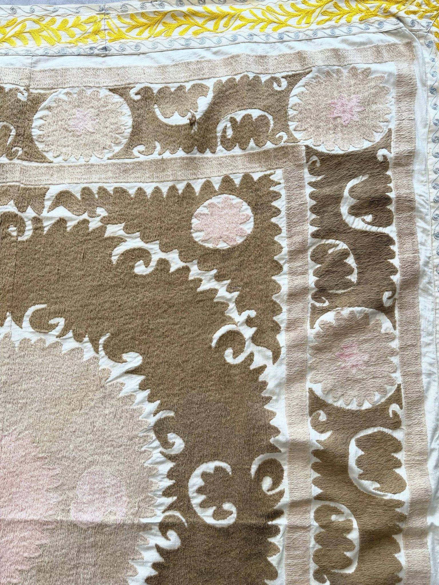 Vintage hand-embroidered tablecloth 156x162 cm