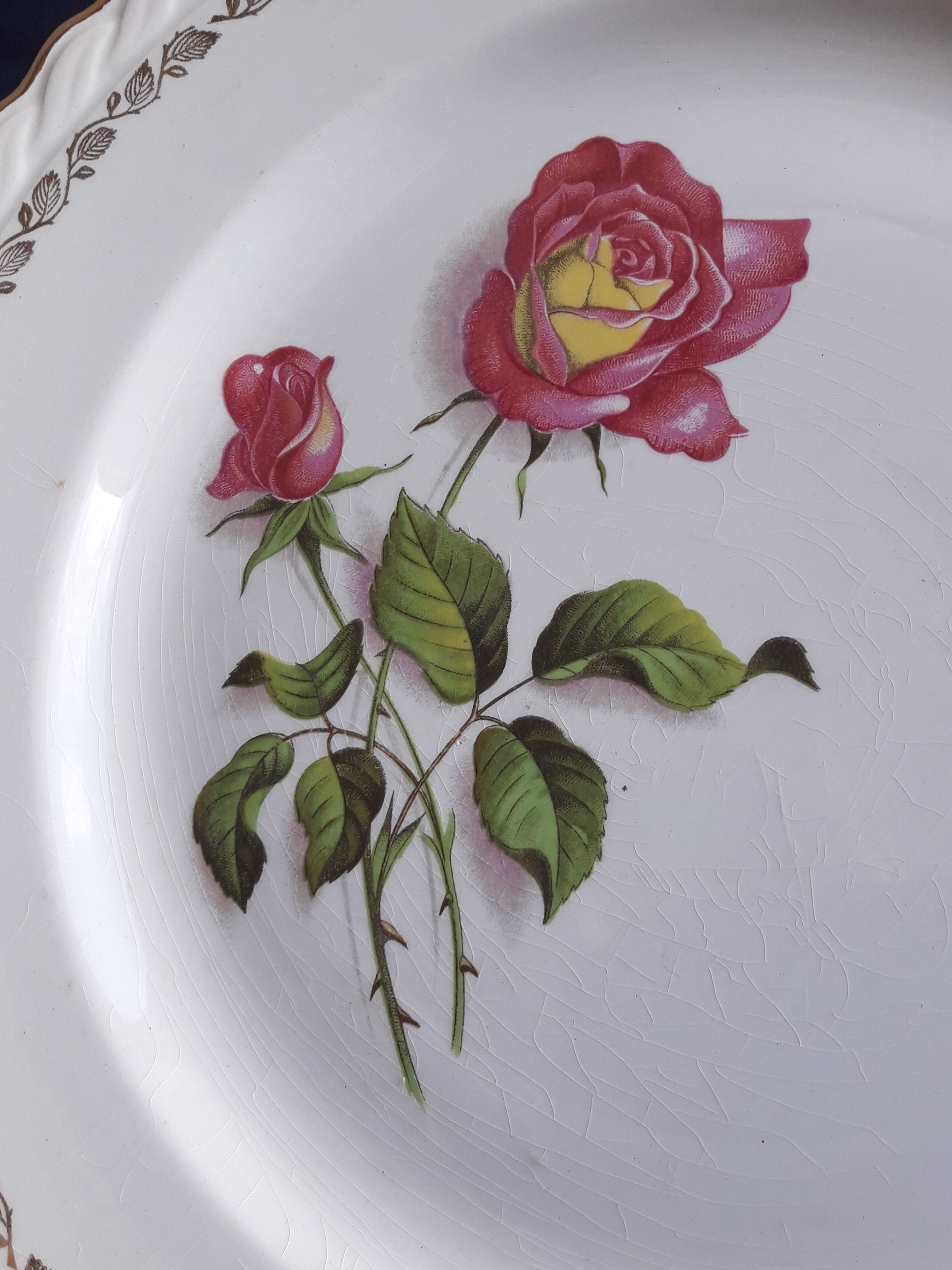 Round dish in earthenware the almond tree 8996 pink pink pattern diam 27.5 cm