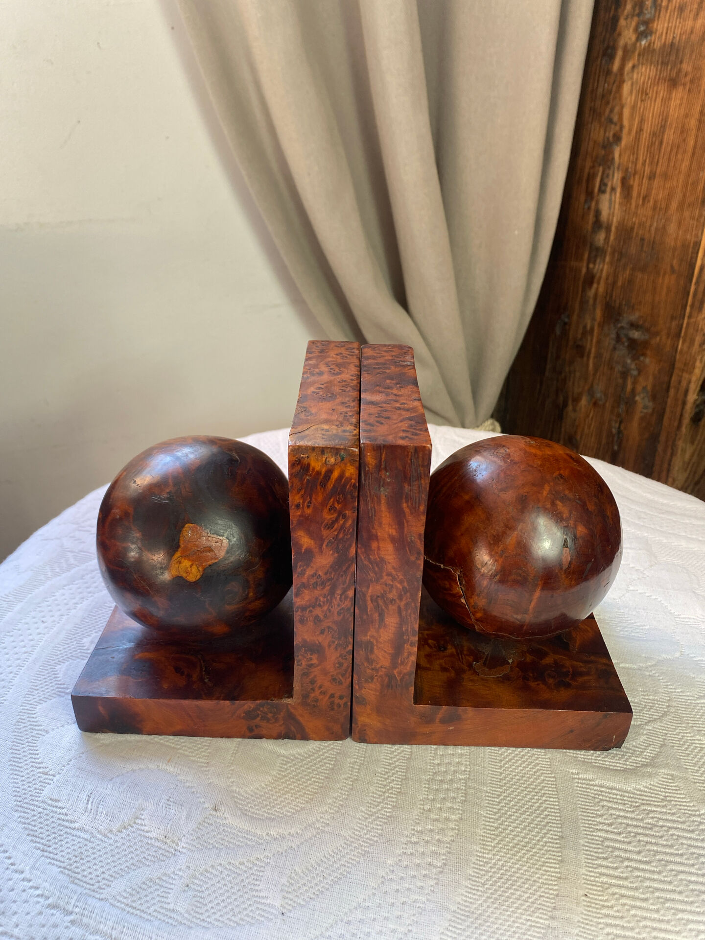 Pair of bookends, sphere, Art Deco