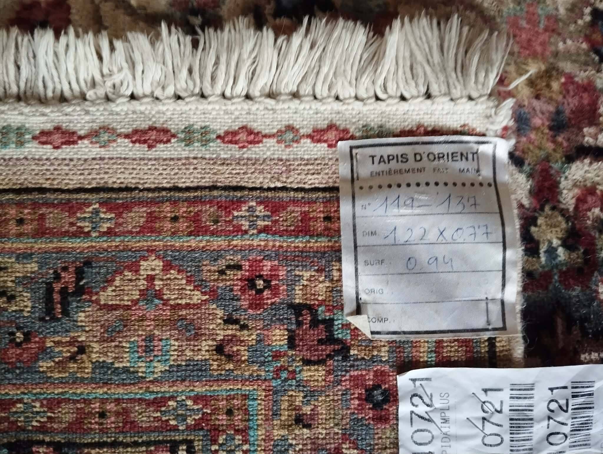 Tapis Pakistanais laine et soie fait main 122x77cm