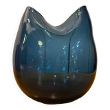 Vase en verre couleur bleue