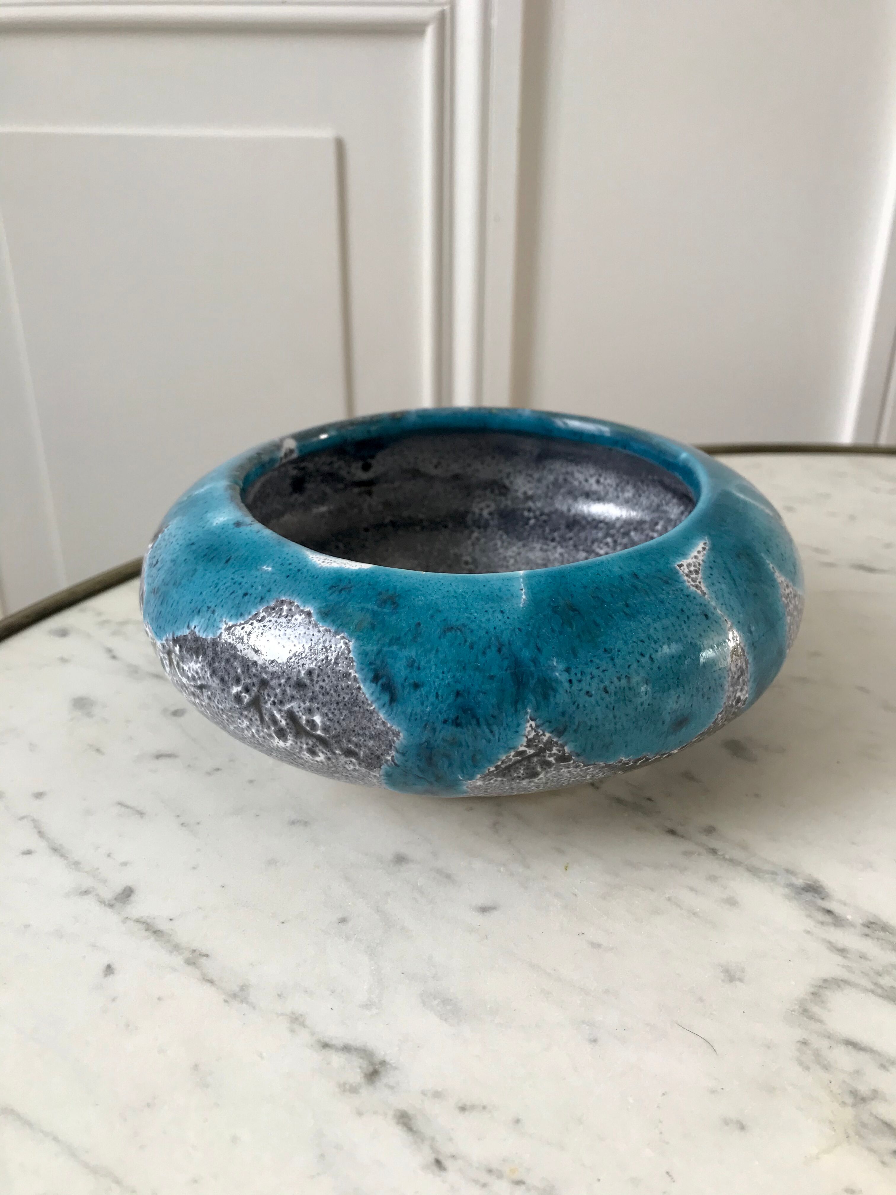 Ashtray blue fat lava ceramic