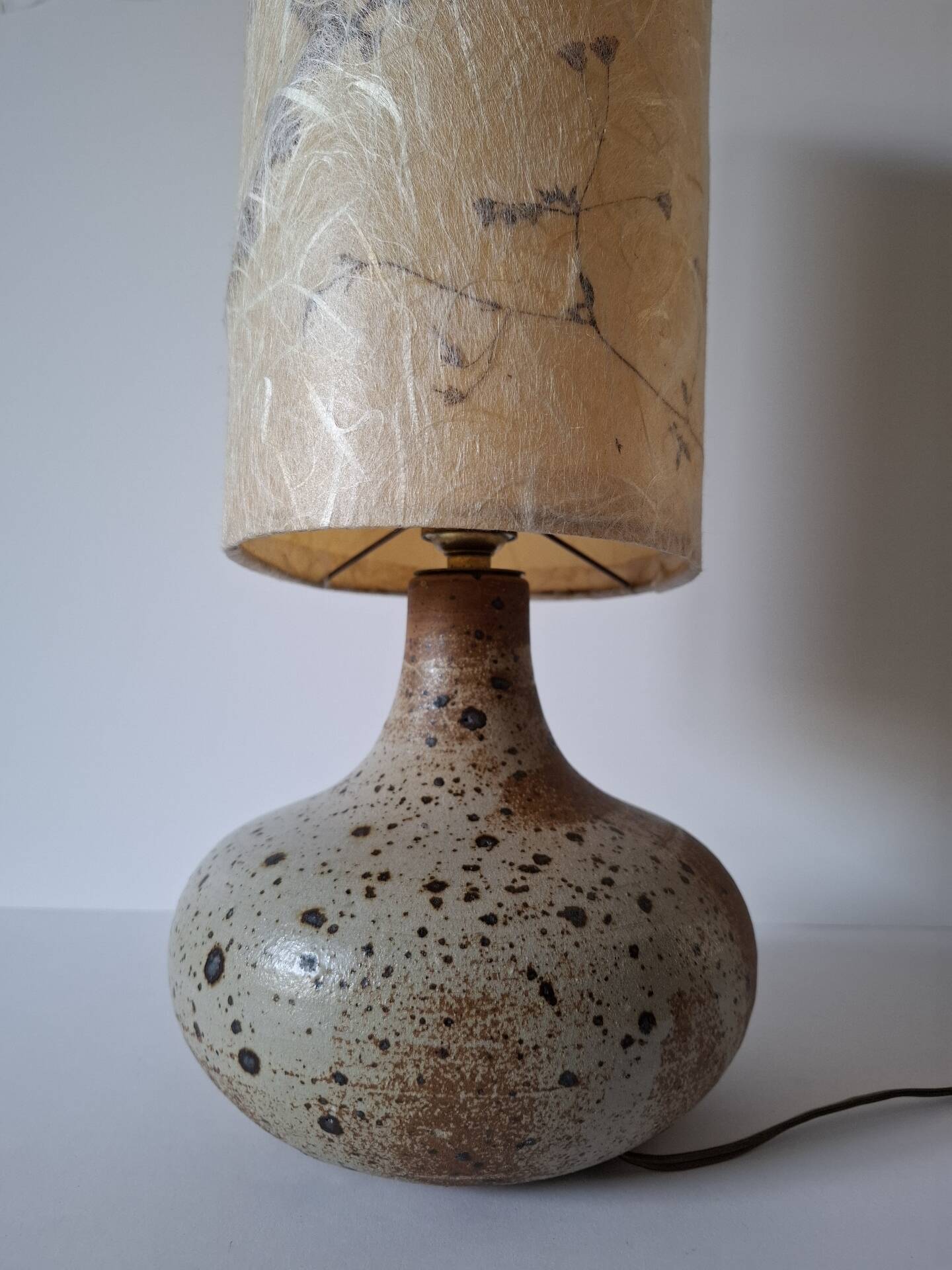 Vintage pyrite stone lamp