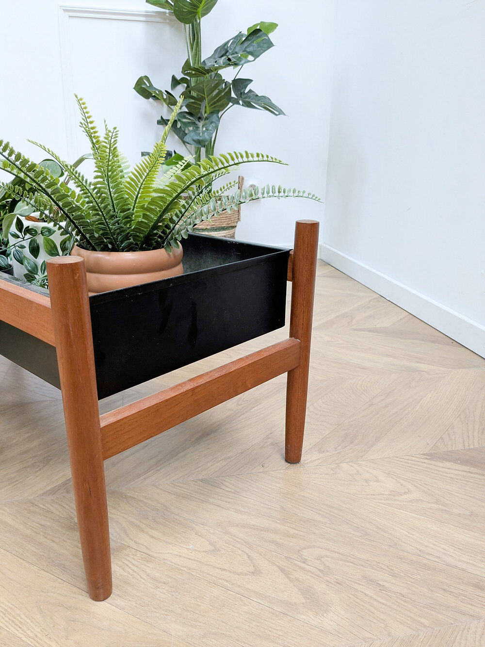 Jardinière en teck