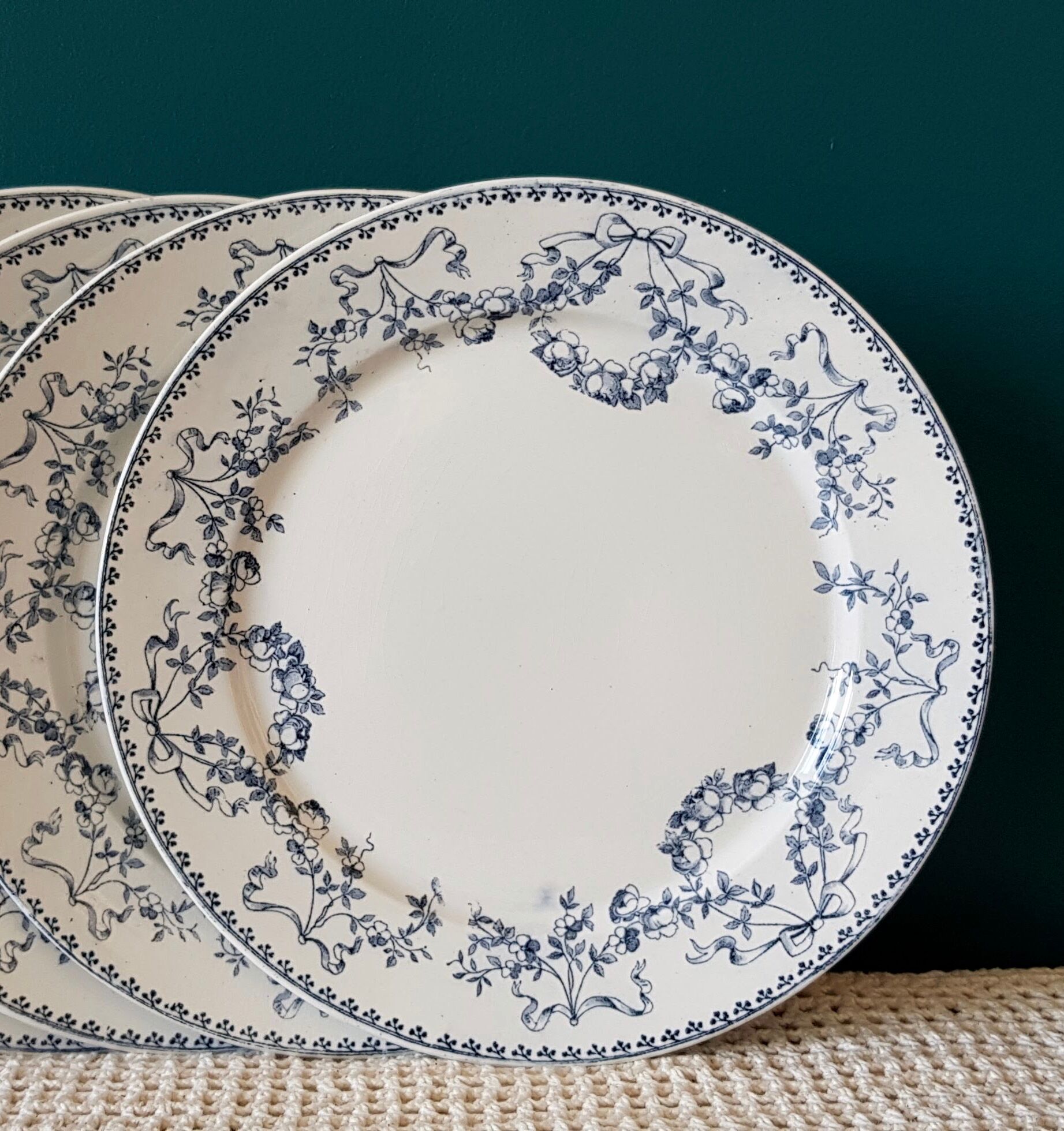 Set of 4 flat plates Model Mozart Sarreguemines