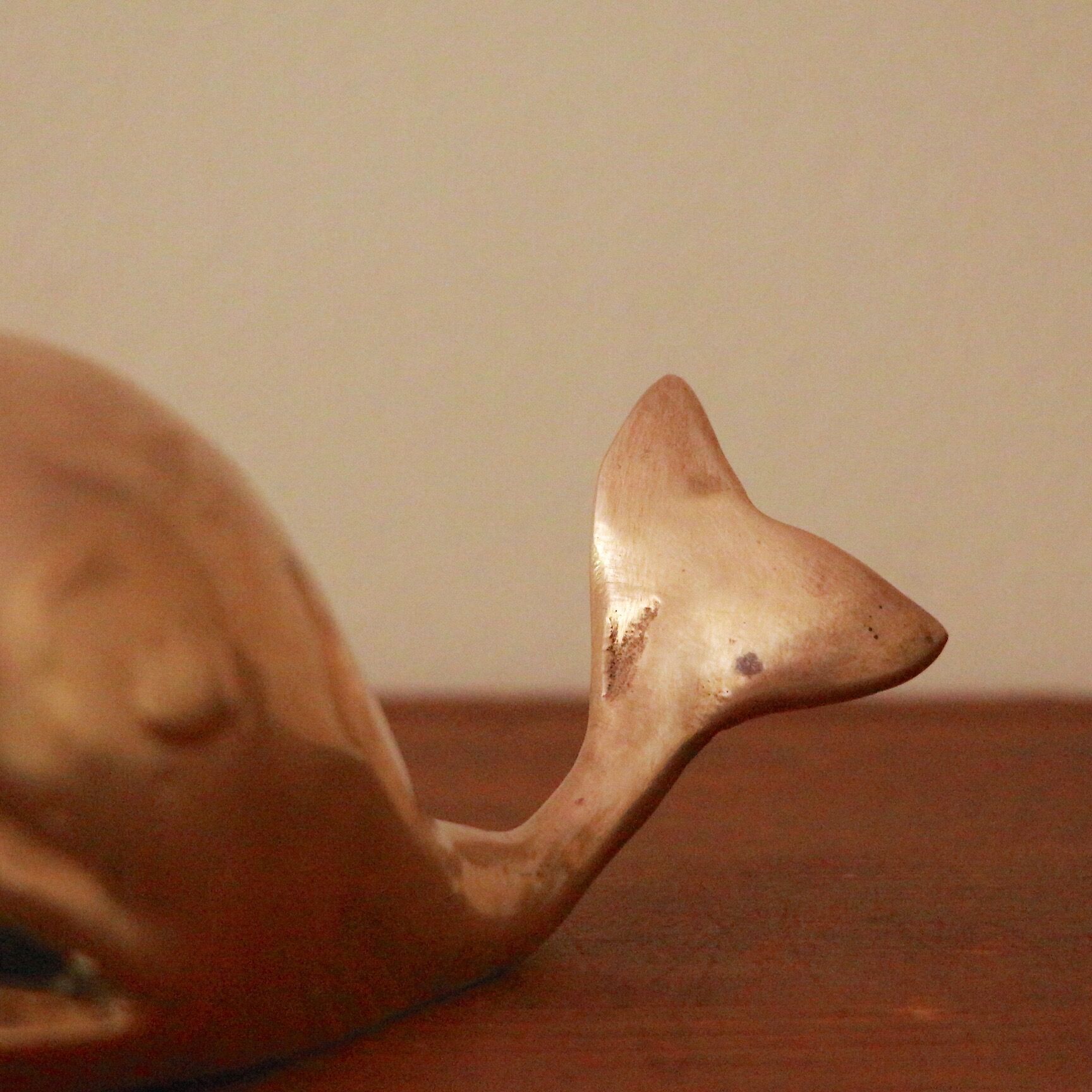 Baleine cendrier en laiton