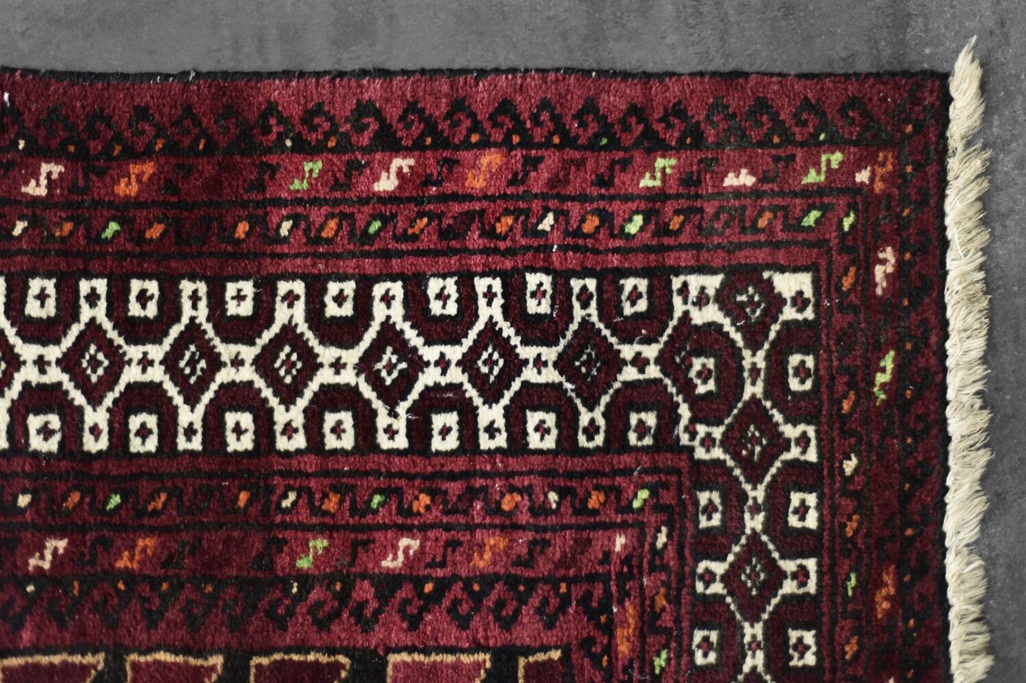 Tapis oriental Mir-Saruk tissé à la main, Moyen-Orient années 1960