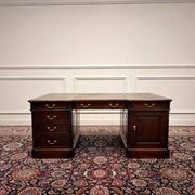 Bureau partenaire anglais classique en cuir vert
