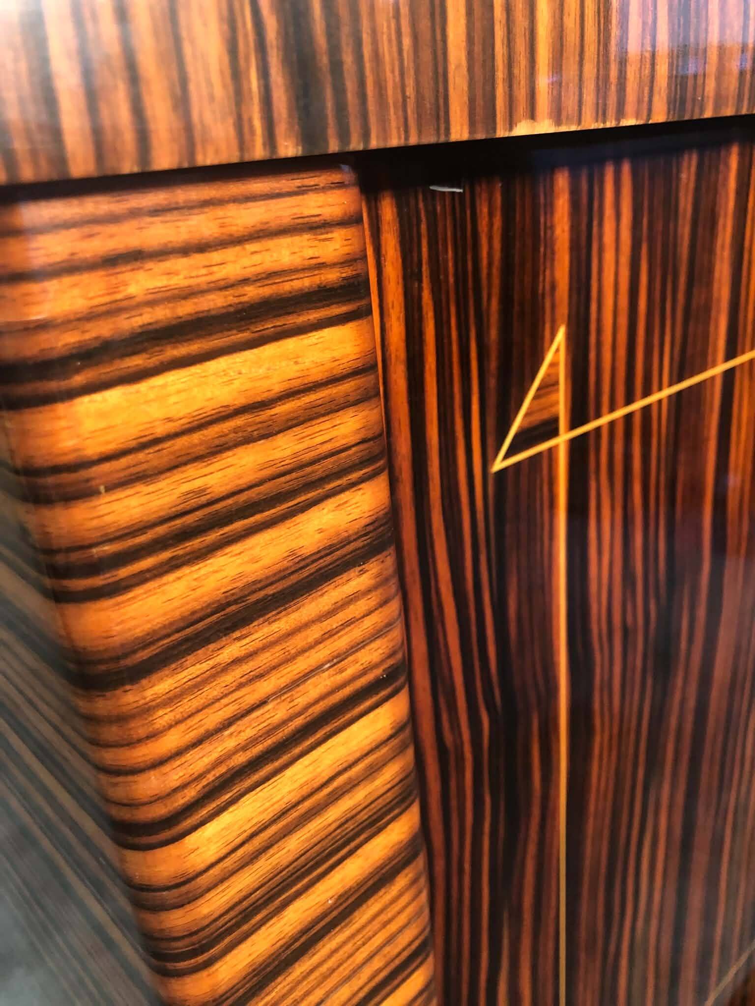 Enfilade in Macassar from the 1940s-50s in Art Deco style.