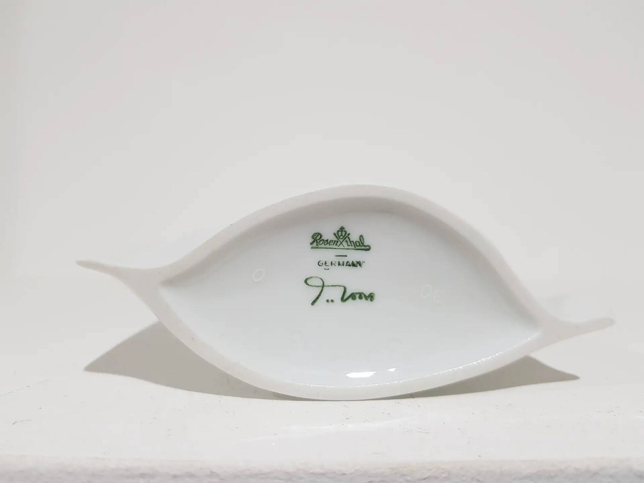 Vase parchment, white porcelain decorated, designed by J. van Loon, Rosenthal, Germany, 1980s.