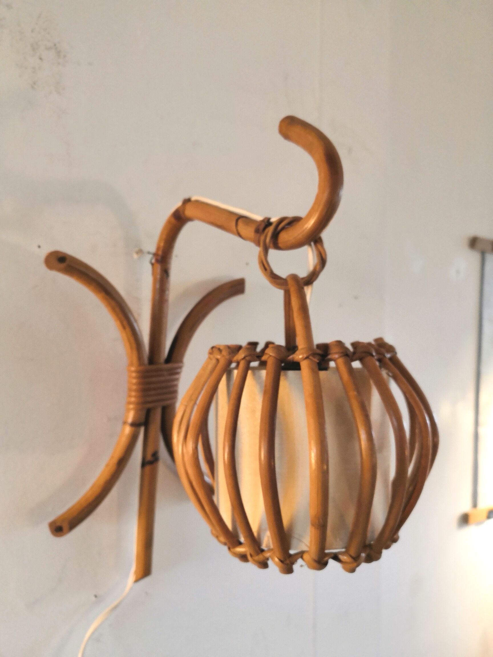 Applique en rotin et bambou années 50