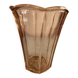 Pink glass "flower" vase