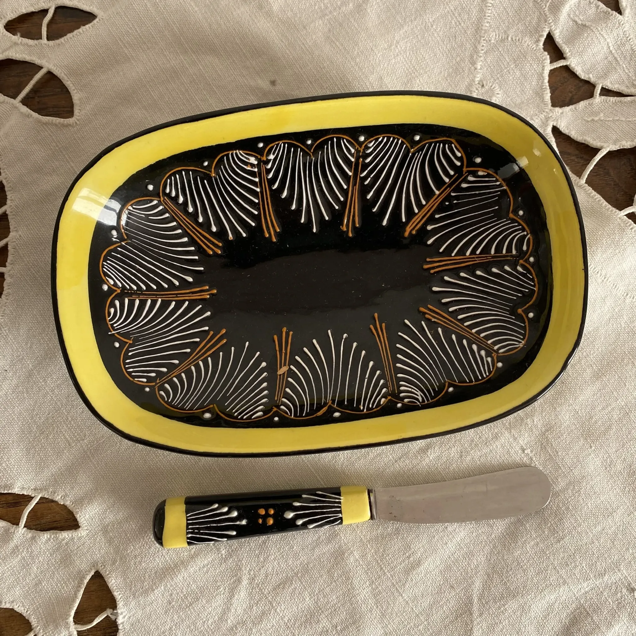 Beurrier et son couteau HB Quimper , années 60